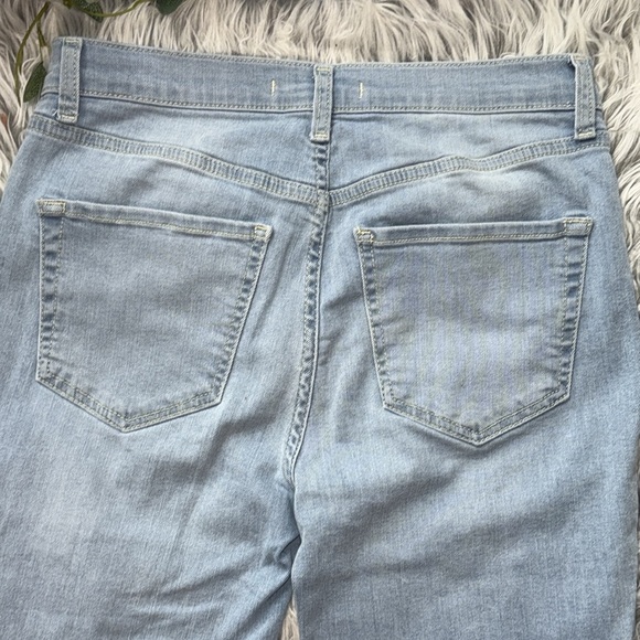 We The Free Great Heights Skinny Light Blue Distressed Jeans - Picture 10 of 12